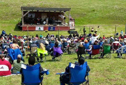 Praise on the Prairie